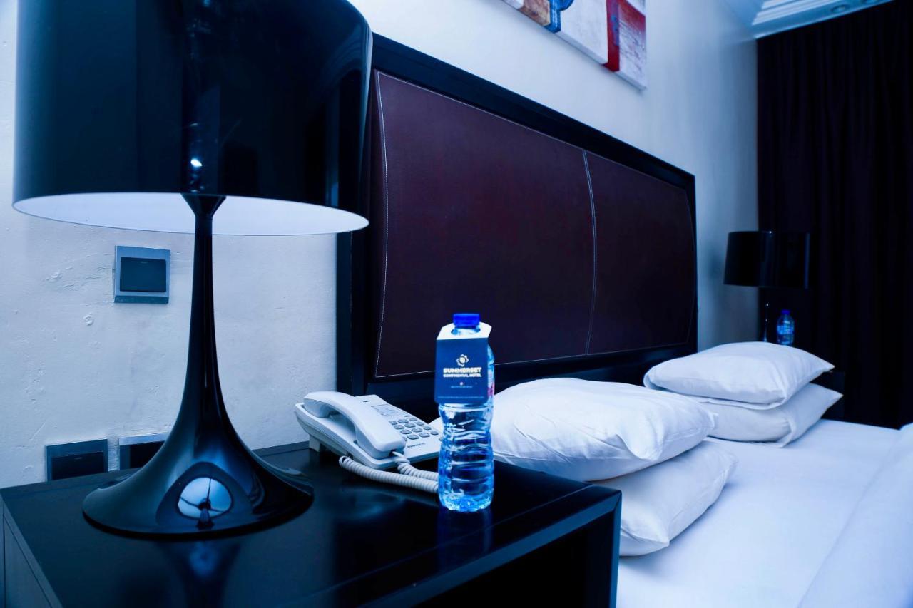 Summerset Continental Hotel Gana Mobushipe 外观 照片