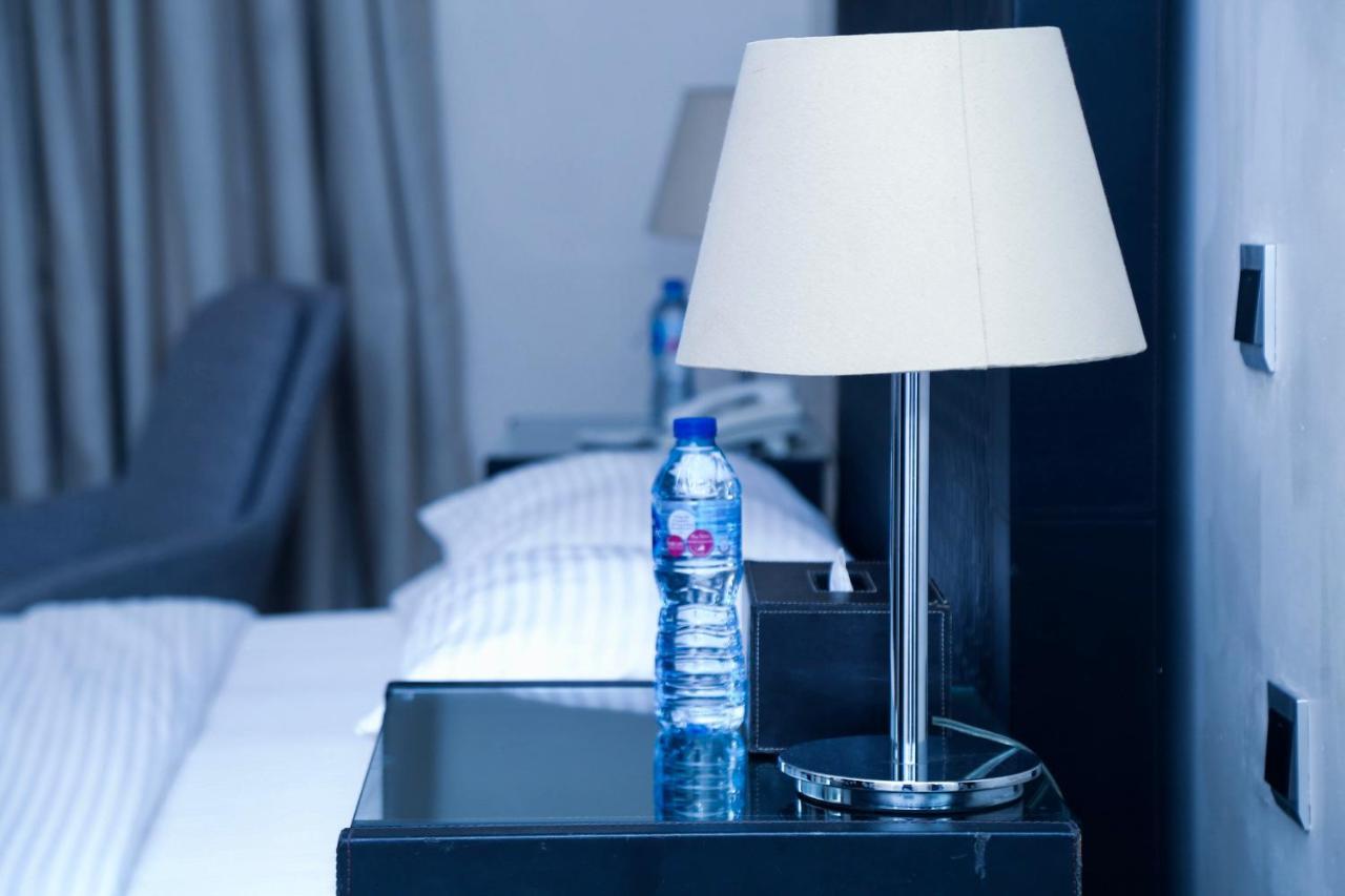 Summerset Continental Hotel Gana Mobushipe 外观 照片